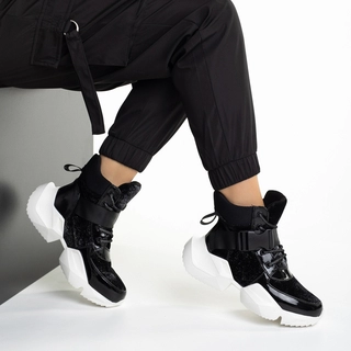 Black Friday - Отстъпки Дамски спортни обувки  черни от текстилен материал  Ravon Промоция