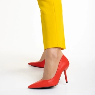 Love Sales - Отстъпки Дамски обувки  червени  от еко кожа  Leya Промоция