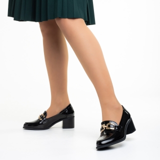 Love Sales - Отстъпки Дамски обувки  черни  от лачена еко кожа  с ток  Fadila Промоция