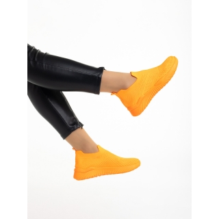 Easter Sale - Отстъпки Дамски спортни обувки оранжеви  от текстилен материал  Murielle Промоция