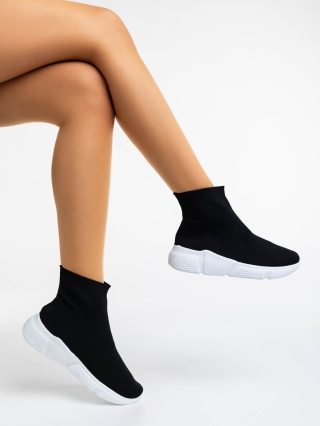 Love Sales - Отстъпки Дамски спортни обувки черни от текстилен  материал Aubriana Промоция